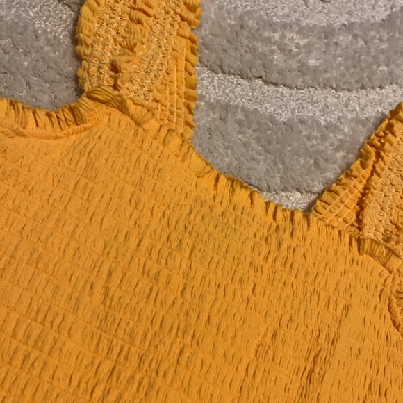 Urban Outfitters Frill Trim Crop Top - Picture 4 of 7